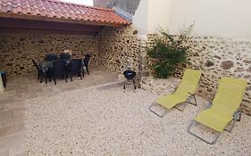 Gîte de la Fecleval 6 personnes proche du Puy dufou